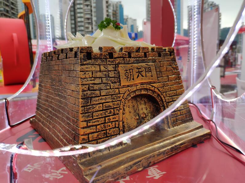 正宗重慶老火鍋有哪些實(shí)用的擺盤技巧？