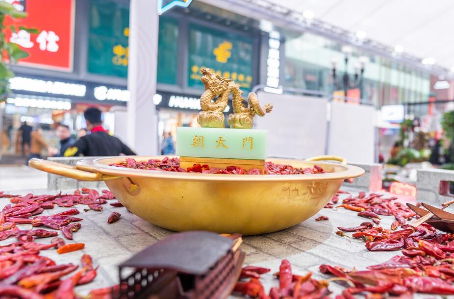 哈密開火鍋加盟店如何經(jīng)營？怎么管理？