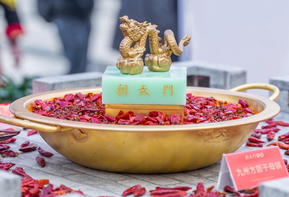 閬中開火鍋加盟店好嗎？當(dāng)?shù)叵M(fèi)水平如何？