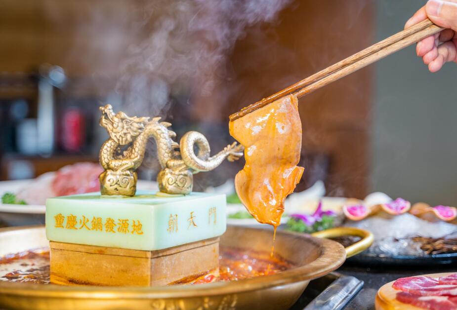網(wǎng)紅火鍋是如何火起來(lái)的？究竟能火多久？