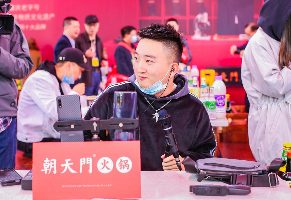 如何提高火鍋連鎖加盟店的營業(yè)額？