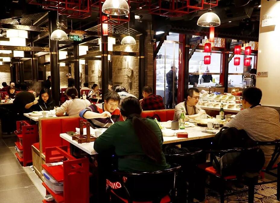 新開的重慶火鍋店沒人光顧？這樣擺盤人氣高漲！