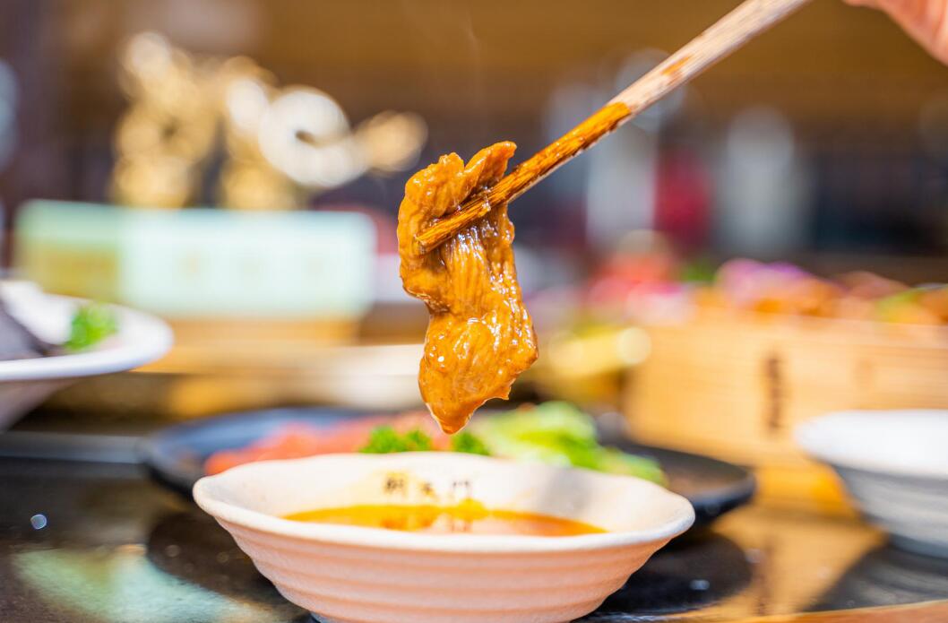 新手開(kāi)火鍋店有必要加盟嗎？自己干行不行？