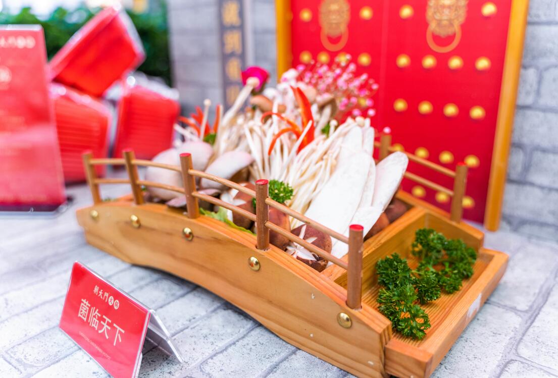 火鍋加盟挑對(duì)品牌，不愁沒(méi)有回頭客！