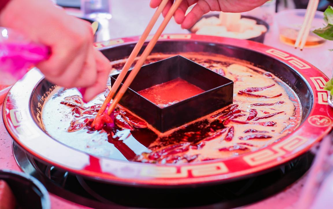 潞城開火鍋加盟店，需要跟人合伙嗎？