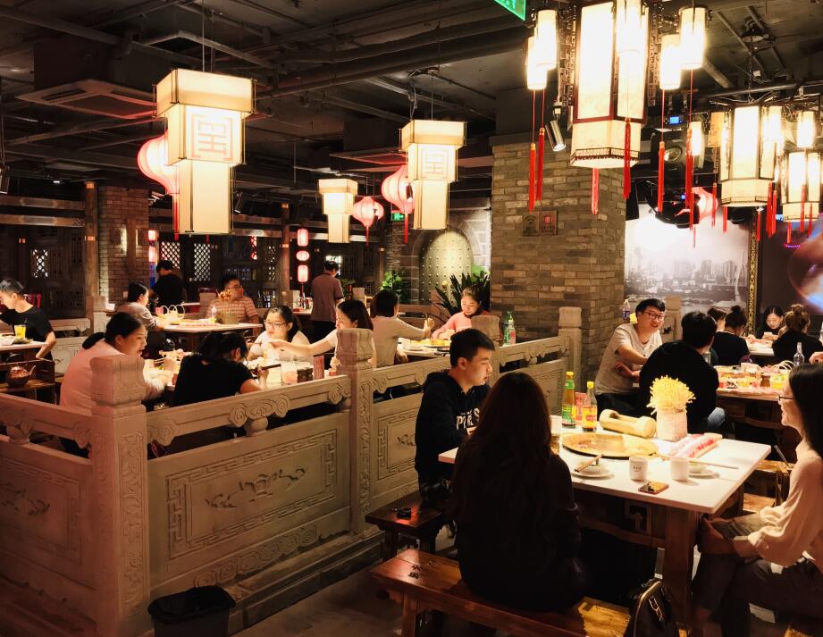 餐飲店想要人氣旺，這三個(gè)條件缺一不可！