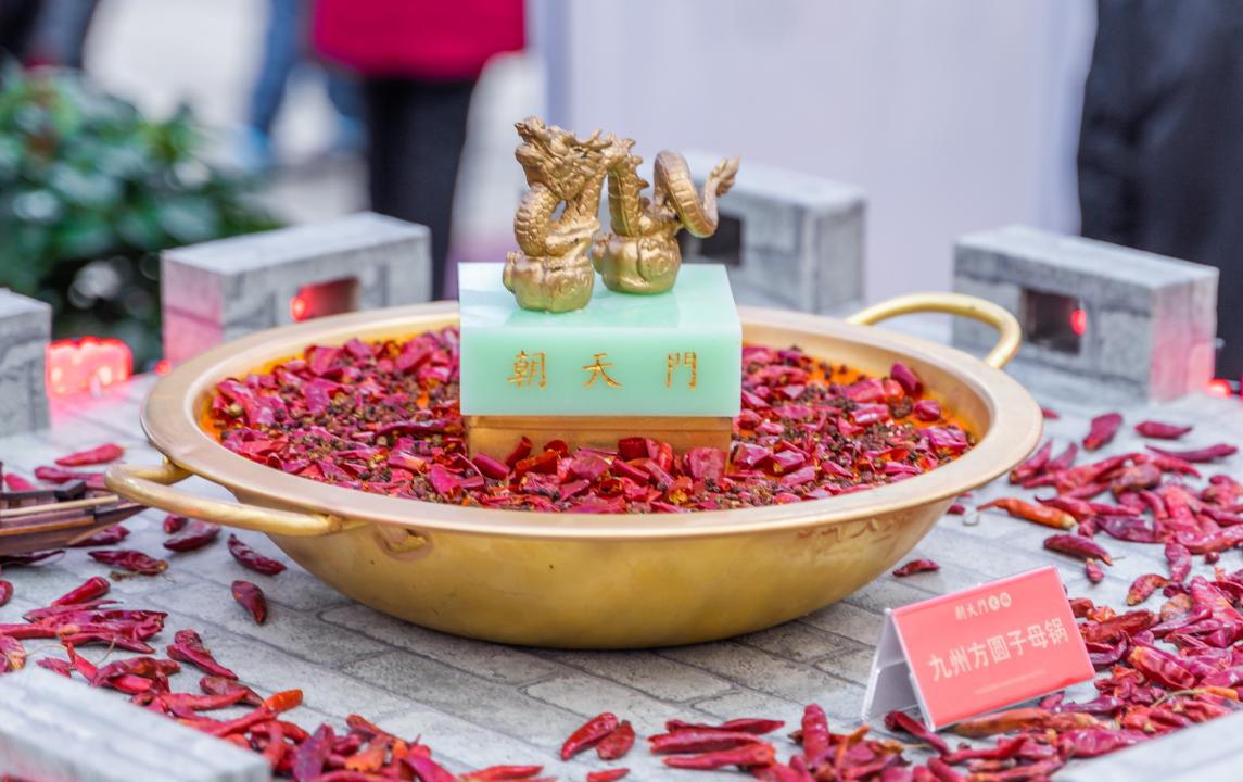 長(zhǎng)江索道旅游打卡攻略，體驗(yàn)飛躍長(zhǎng)江，品嘗重慶火鍋！