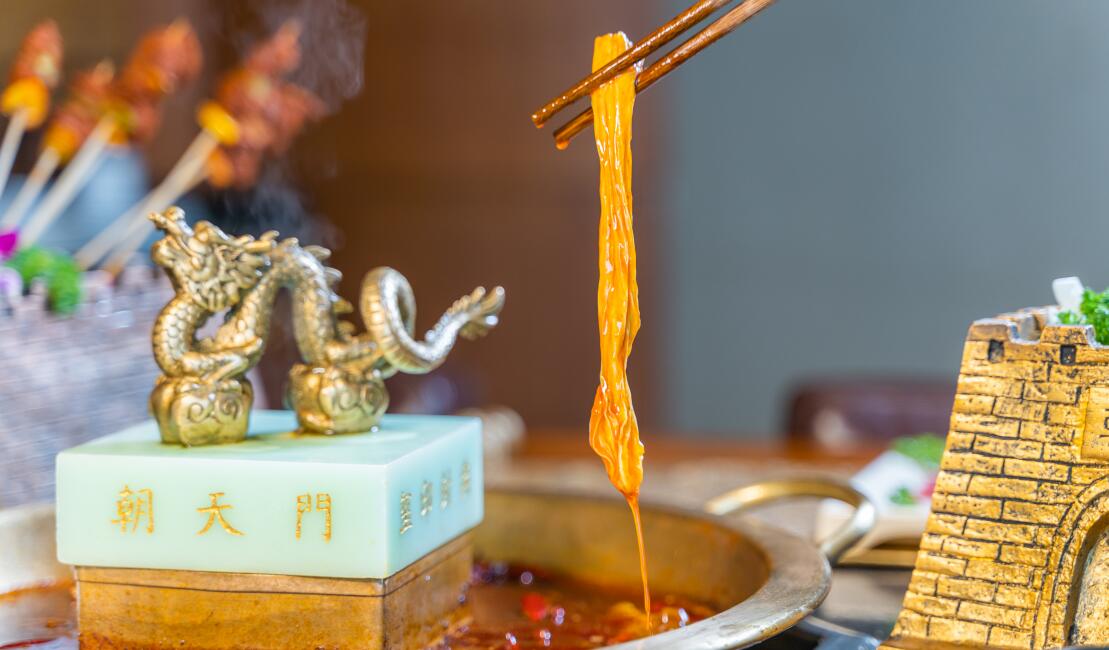 火鍋店餐具怎么選？三個(gè)方面，選出高性價(jià)比特色餐具！