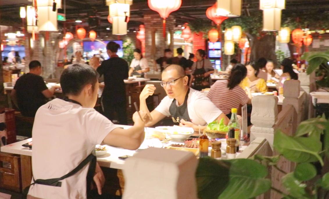 2024年，為什么市井火鍋如此受歡迎？