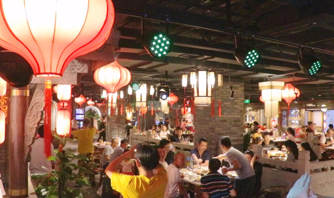 重慶火鍋加盟店，秋冬推薦菜品，生意全靠它！